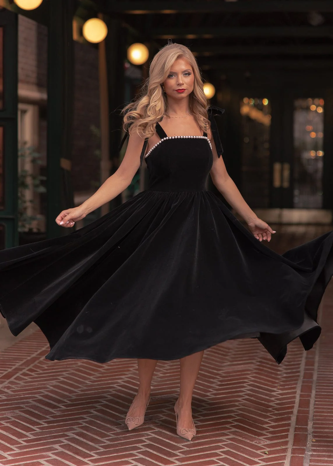 Mary Velvet Pearl Trim Bow Detail Midi Dress - Black - Image 3