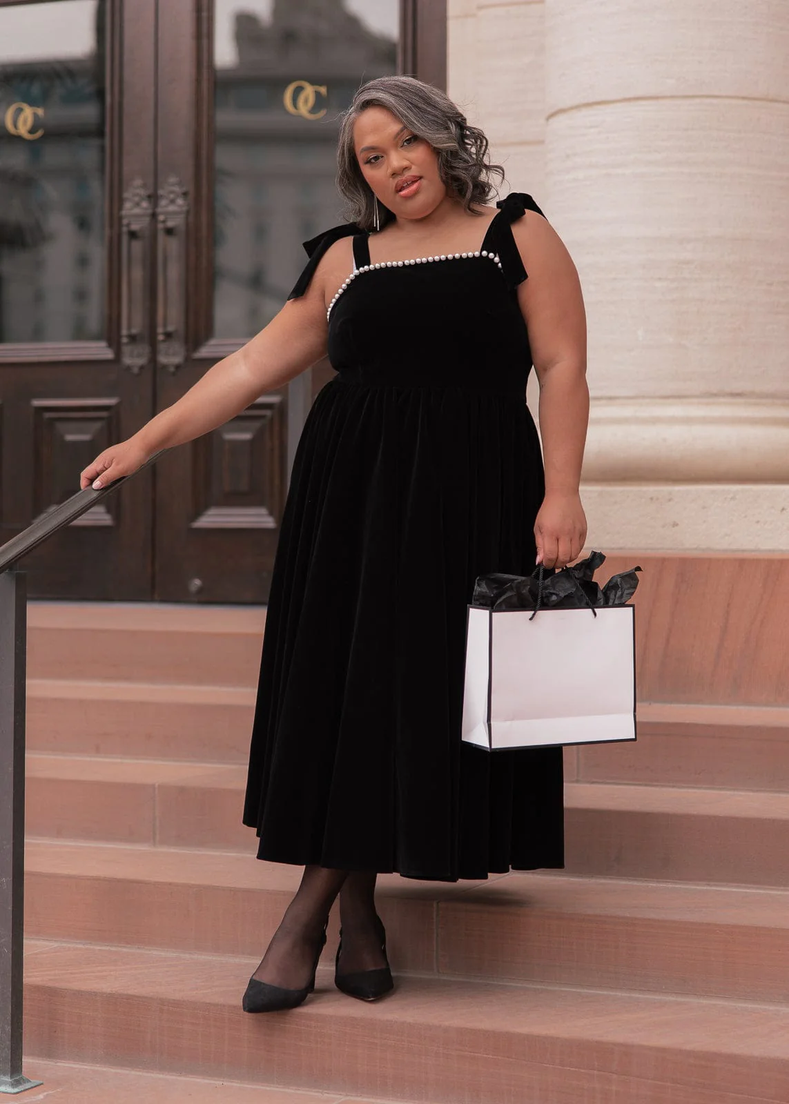 Mary Velvet Pearl Trim Bow Detail Midi Dress - Black - Image 6